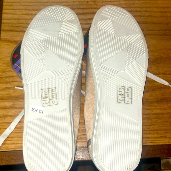 NWOT Lia satin sneakers 8 champagne Jack Rogers 💕💕💕 - Picture 4 of 6